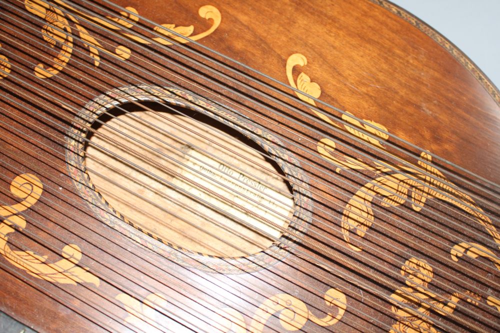 An Otto Pressler zither